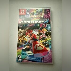 Mario Kart 8 Deluxe for Nintendo Switch - Like New!